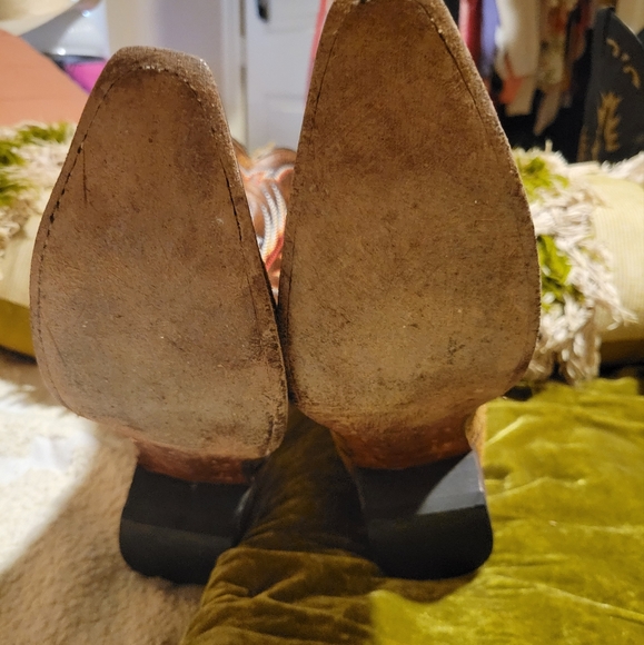 Junk Gypsy Brown 7.5 Boots - Picture 10 of 16